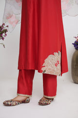 Laal Bootedaar Kurta Set