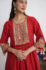 Lehraata Resham Kurta Set