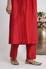 Lehraata Resham Kurta Set