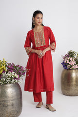 Lehraata Resham Kurta Set