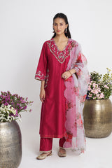 Satrangi Dhaaga Kurta Set