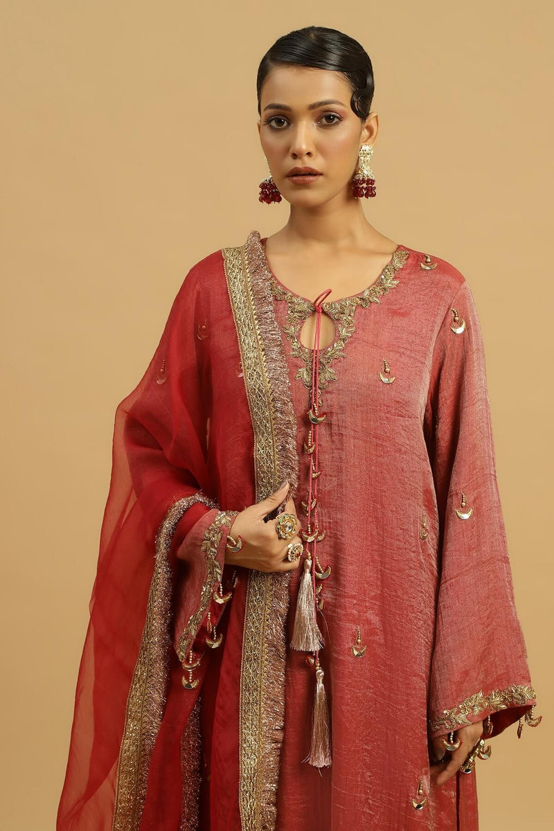 Gehra Lal Kurta set