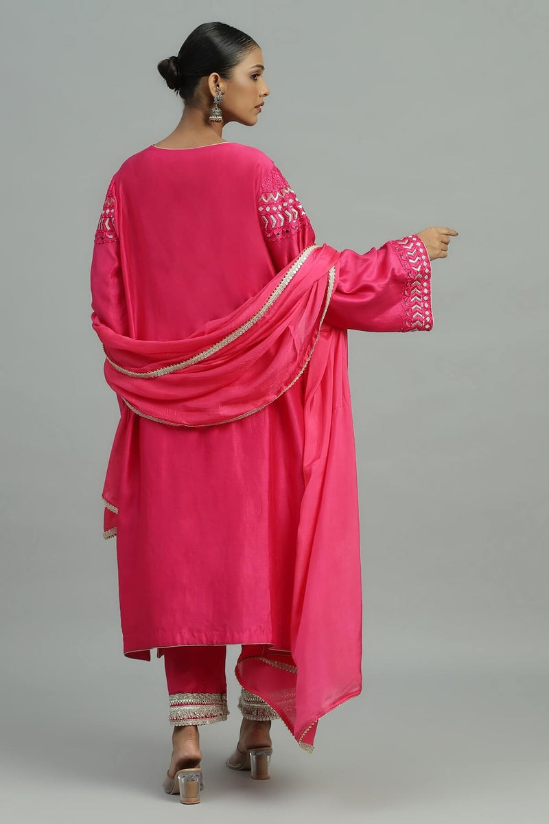 Gulabi Kurta set